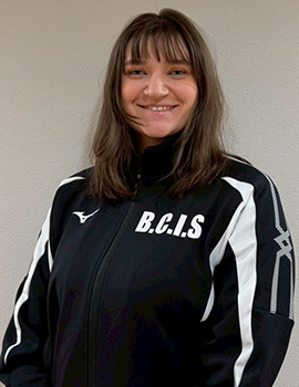 シニア担任　アニカ先生