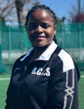 BCISシニア担任　エシンタ先生