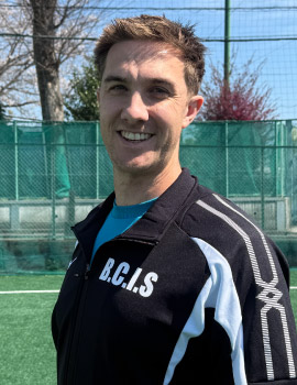 BCISシニア担任　リース先生